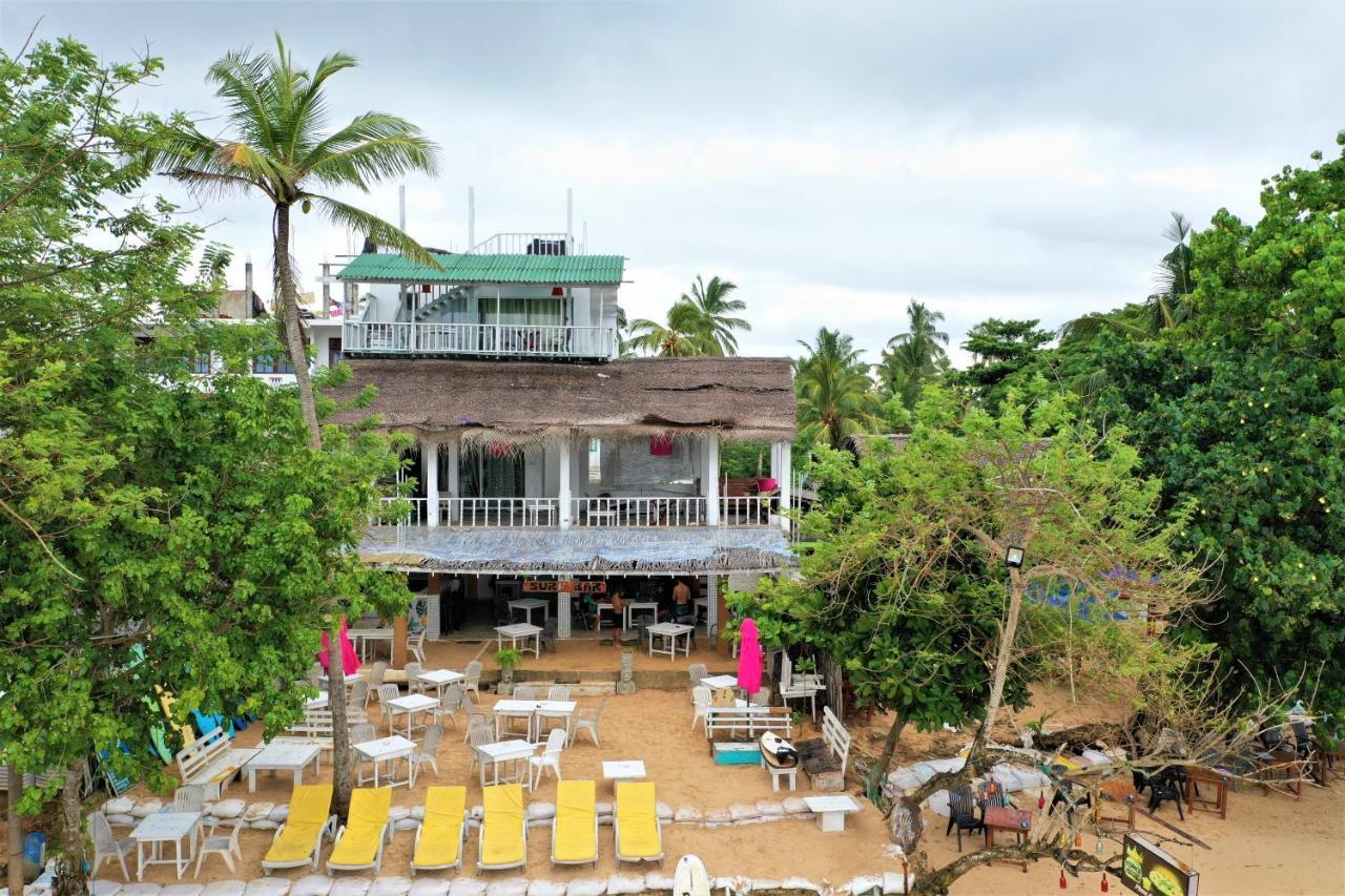 Отель Surf Bar Мирисса Экстерьер фото